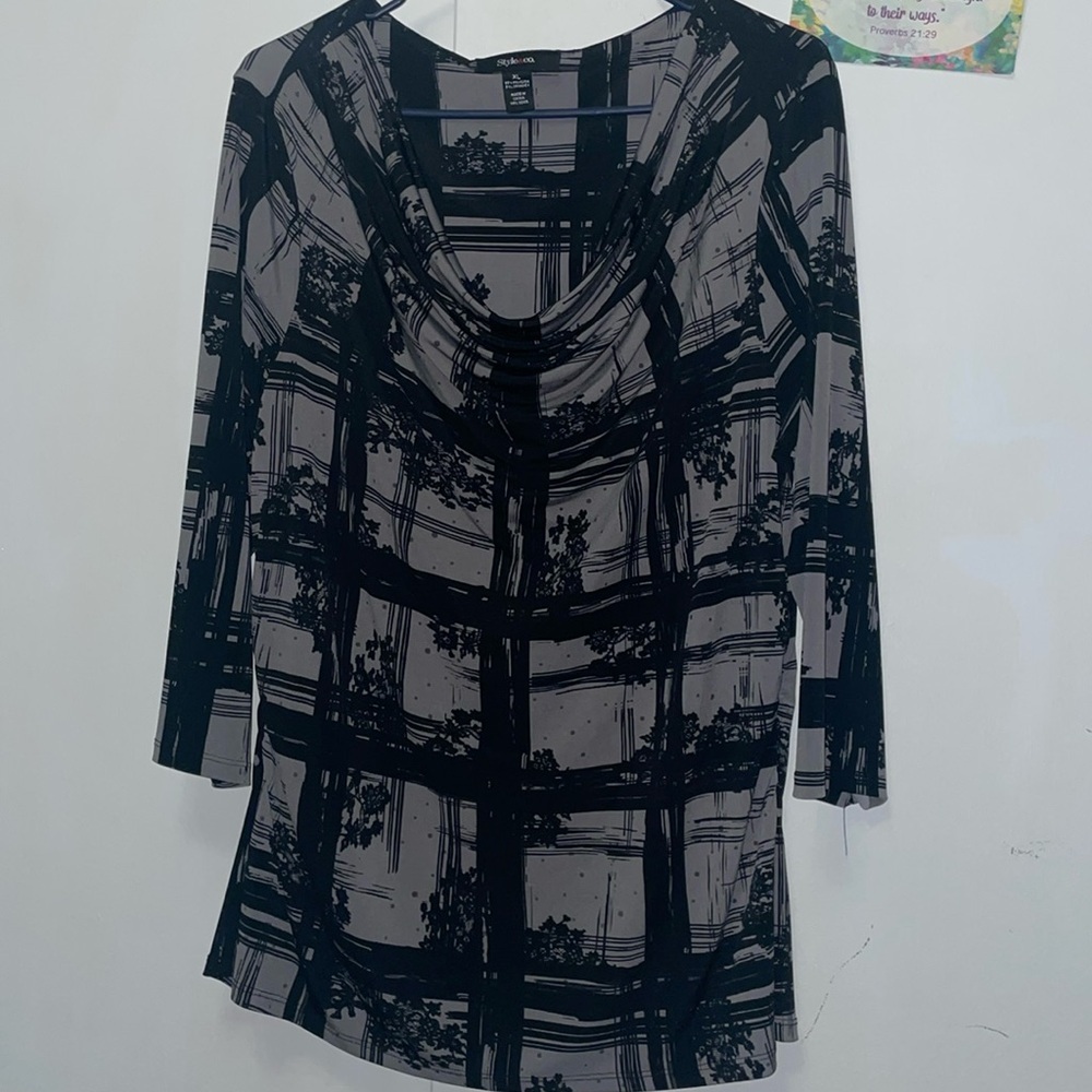 Elegant Black and Gray Women's Top